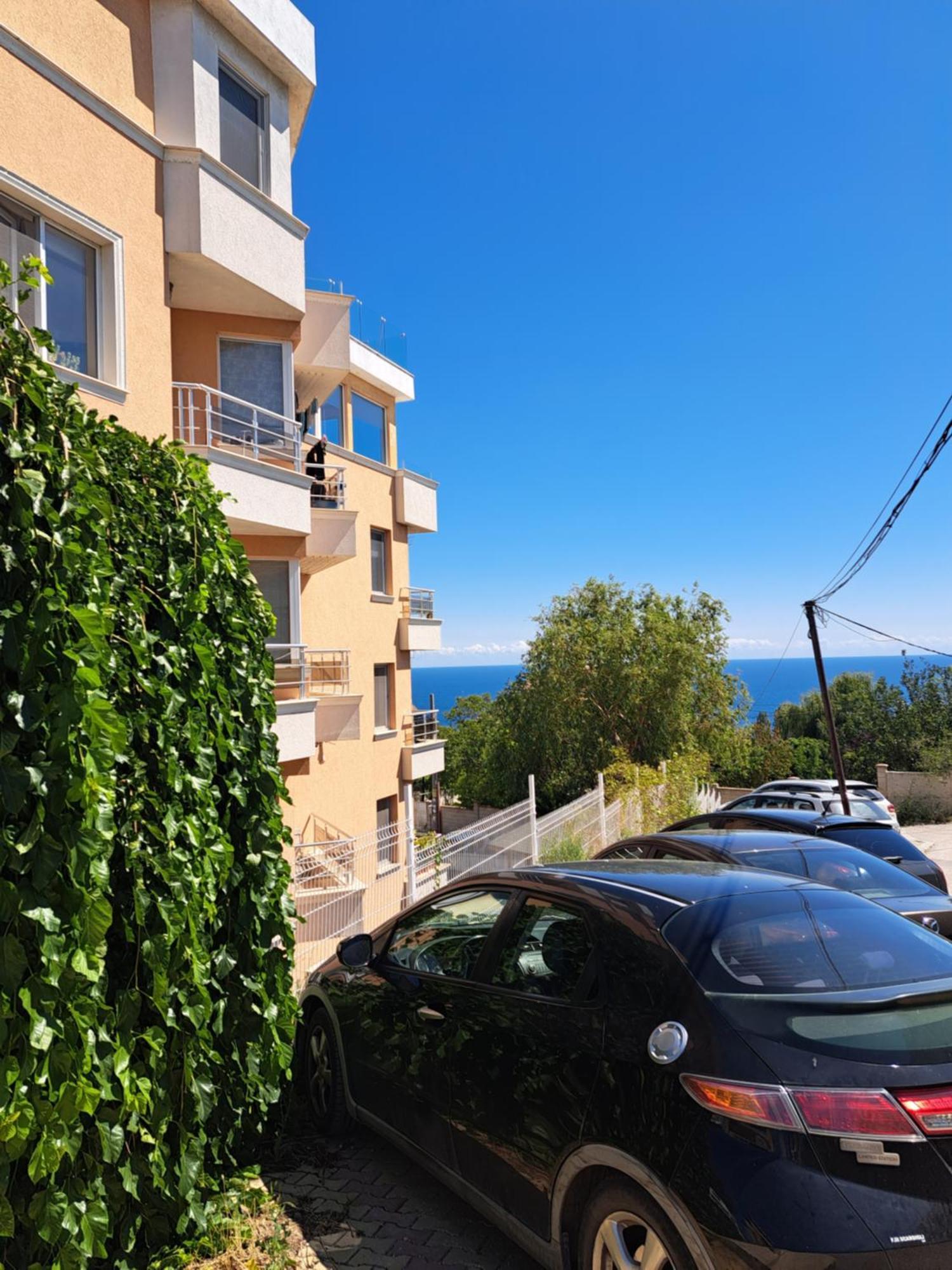 Saint Nicholas Lovely 2 Bedroom With Sunny Garden Daire Varna